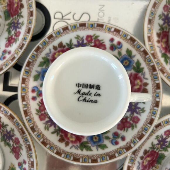 🌸 Vintage Floral Espresso Cup Set with Saucers – 5 Piece Set 🌸 - Picture 5 of 8